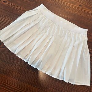 Lululemon White Pleated Skirt